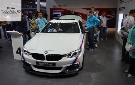 BMW 330  '2013